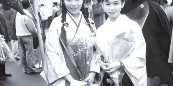 “央视一姐”朱迅的落寞，是整个主持界的悲哀，让人痛惜不已