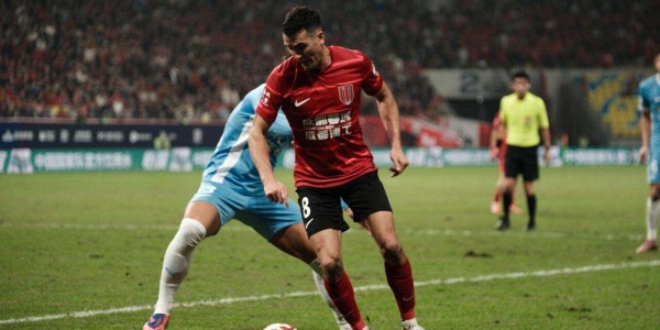 足球-正式入城！周定洋告别成都蓉城加盟深圳新鹏城，新东家想换个活法