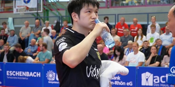 世俱杯-德甲乒乓球：樊振东独砍2分，携弗朗西斯卡率萨尔布吕肯取得首胜