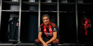 fifa club world cup-法兰克福发布新赛季主场球衣，时隔38年再次与阿迪达斯合作